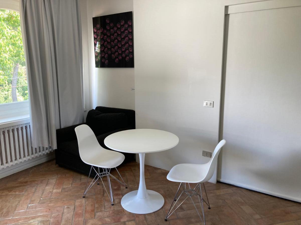 Residenza Le Rose Villa D'Arte Наполи Екстериор снимка
