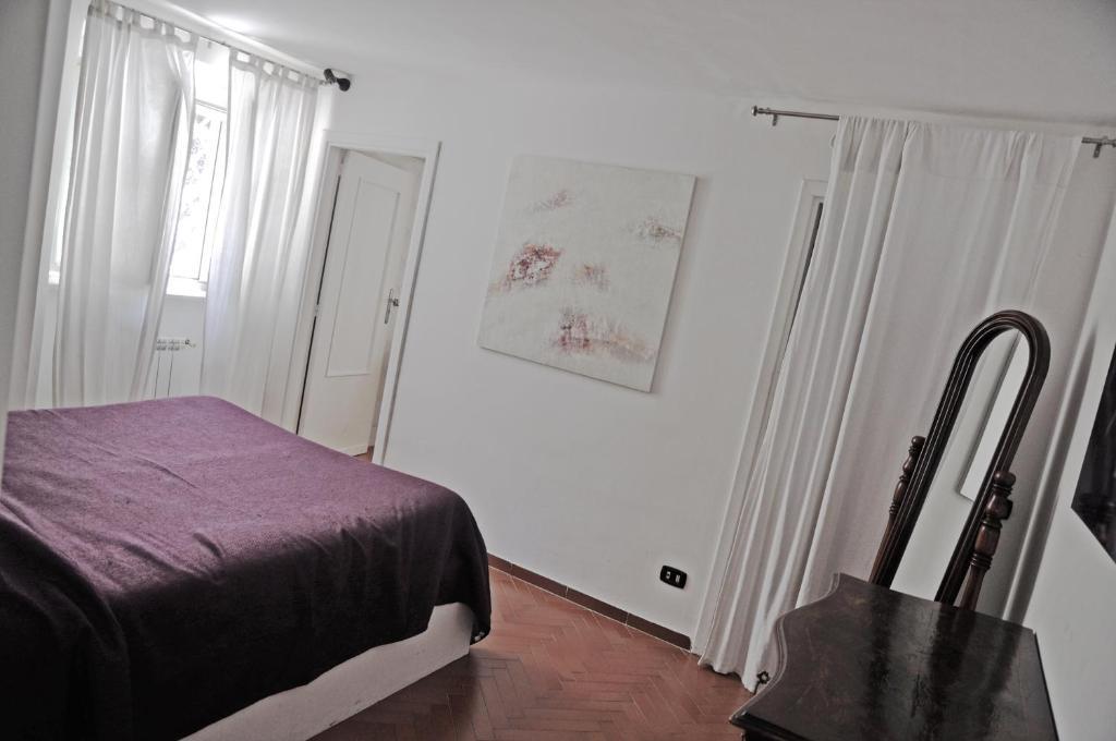 Residenza Le Rose Villa D'Arte Наполи Стая снимка