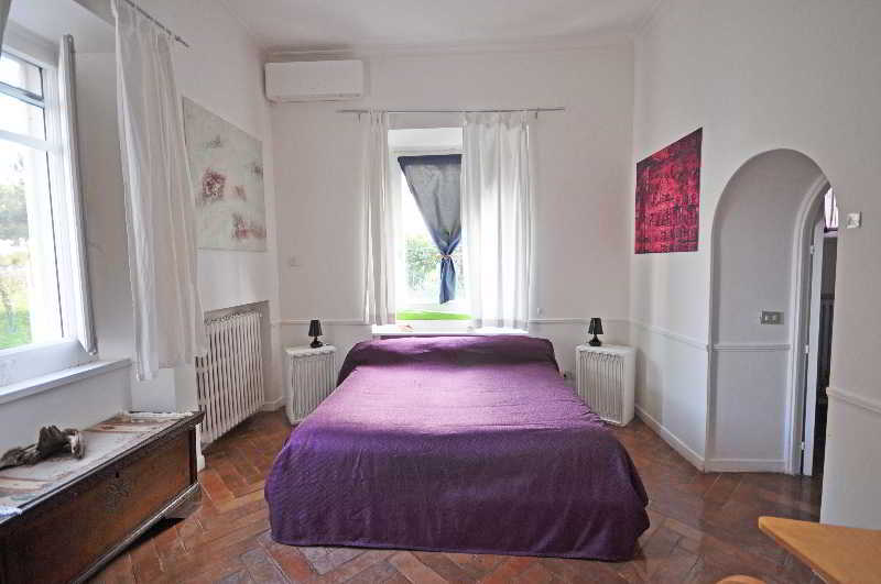 Residenza Le Rose Villa D'Arte Наполи Екстериор снимка